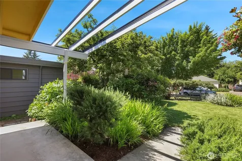 4718 48th Avenue SW Seattle WA 98116