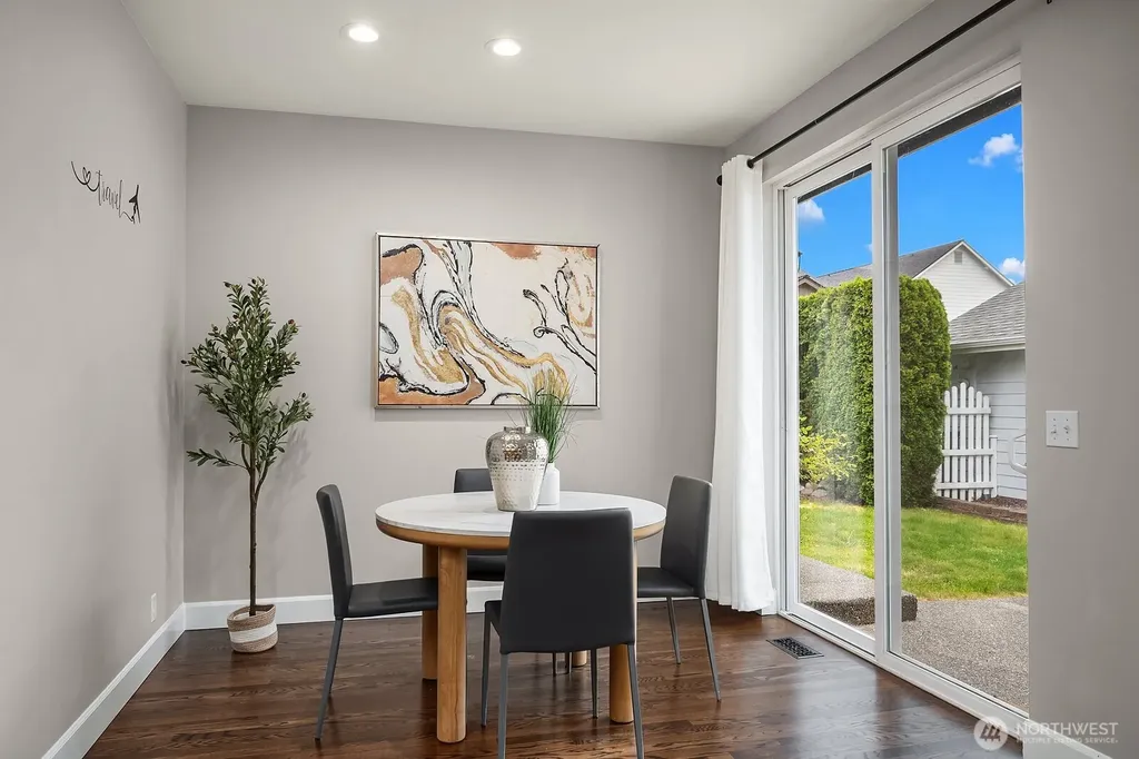 7306 Douglas Avenue SE Snoqualmie WA 98065