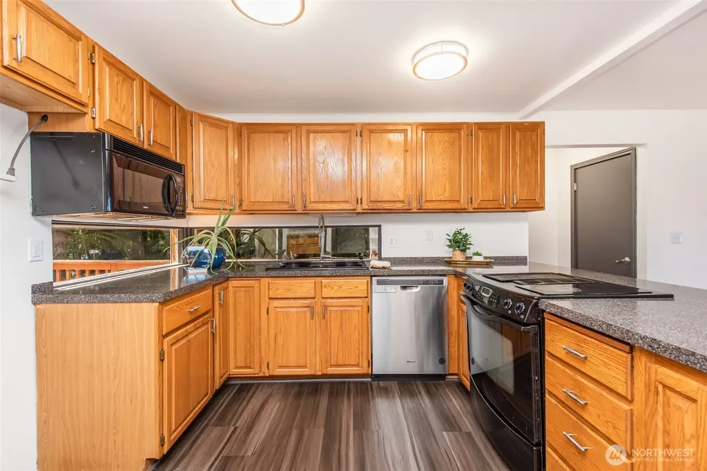 1603 E 5th Street Port Angeles WA 98362