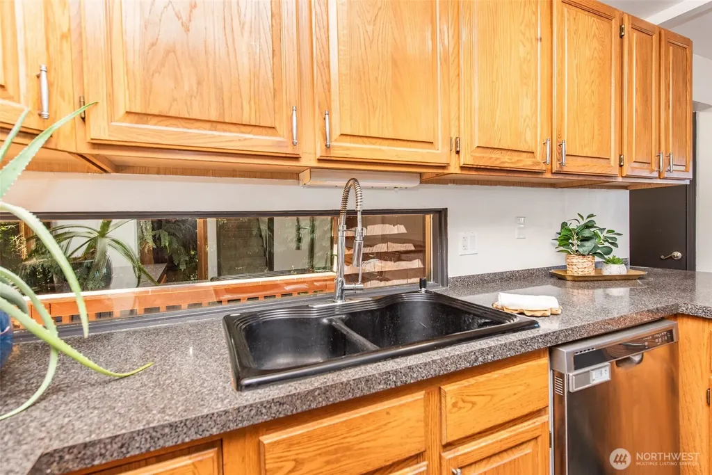 1603 E 5th Street Port Angeles WA 98362