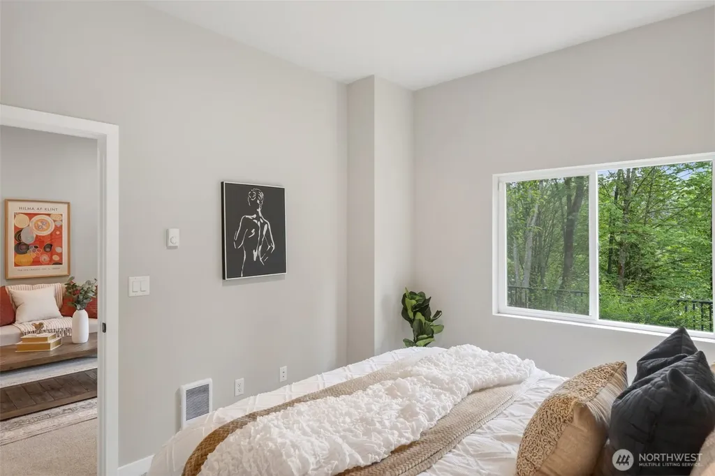 1086 Collier Place SW Issaquah WA 98027