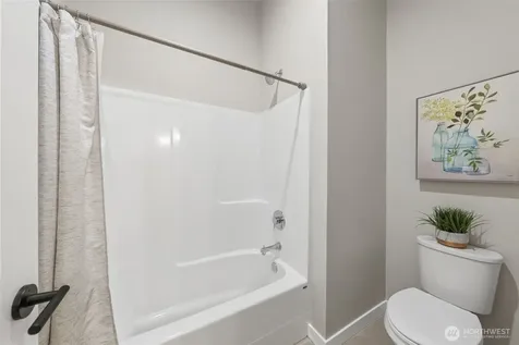 1086 Collier Place SW Issaquah WA 98027