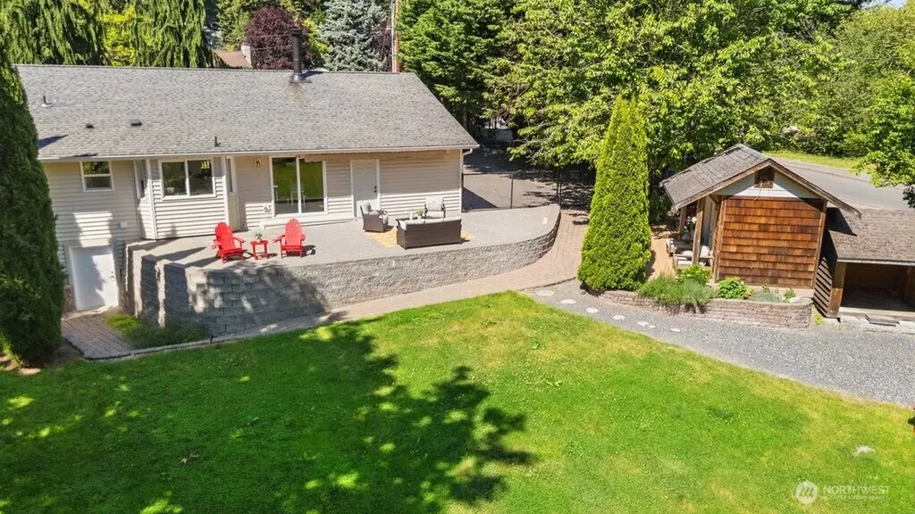 7547 NE 200th Street Kenmore WA 98028