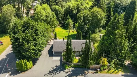 7547 NE 200th Street Kenmore WA 98028