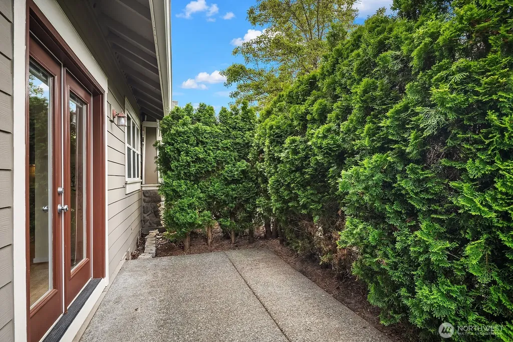 35225 SE Sequoia Place Snoqualmie WA 98065