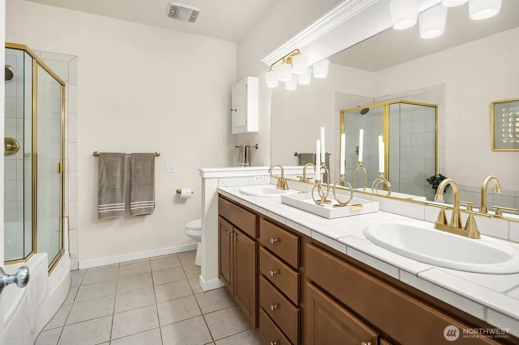 35225 SE Sequoia Place Snoqualmie WA 98065