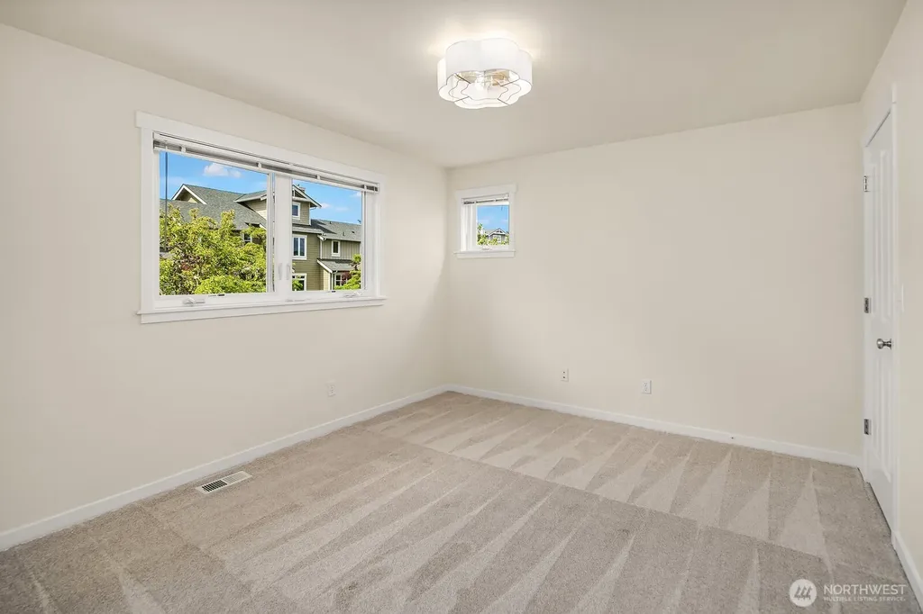 35225 SE Sequoia Place Snoqualmie WA 98065