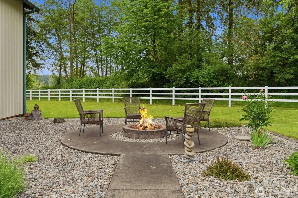 40145 268th Avenue SE Enumclaw WA 98022