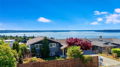 5530 Frances Avenue NE Tacoma WA 98422