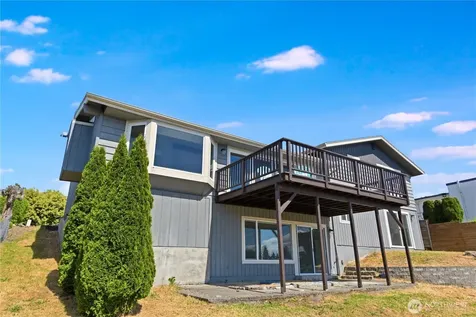 5530 Frances Avenue NE Tacoma WA 98422