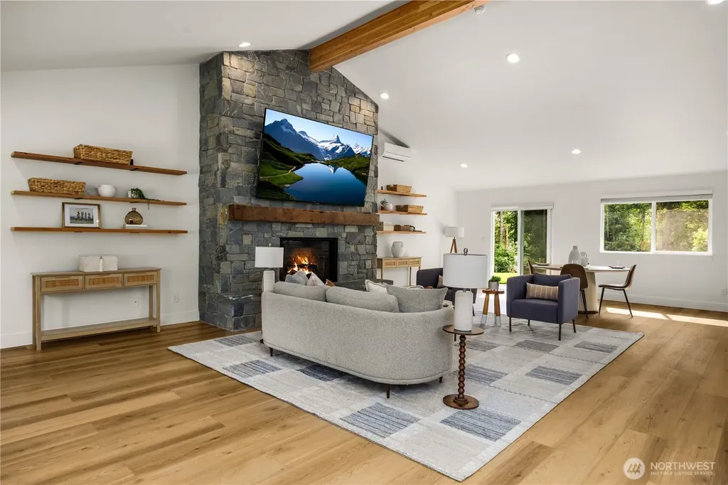 21604 78th Avenue SE Woodinville WA 98072