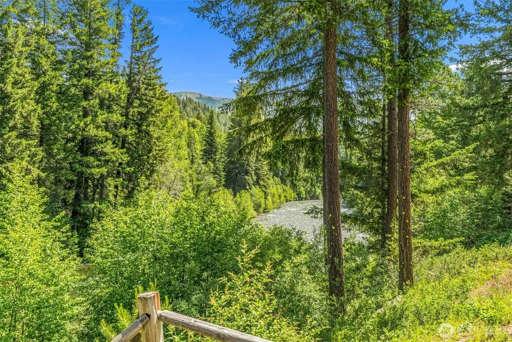 2220 Riffle Drive Leavenworth WA 98826