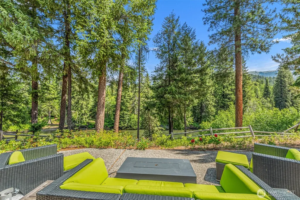 2220 Riffle Drive Leavenworth WA 98826