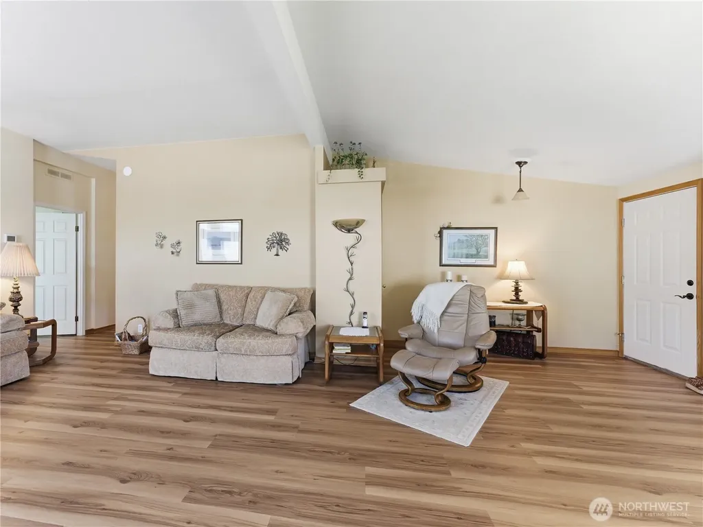 564 Sunday Drive East Wenatchee WA 98802