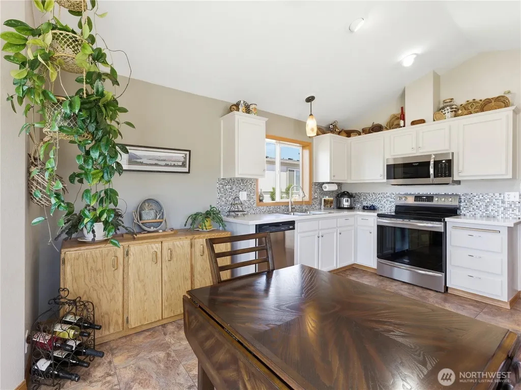 564 Sunday Drive East Wenatchee WA 98802