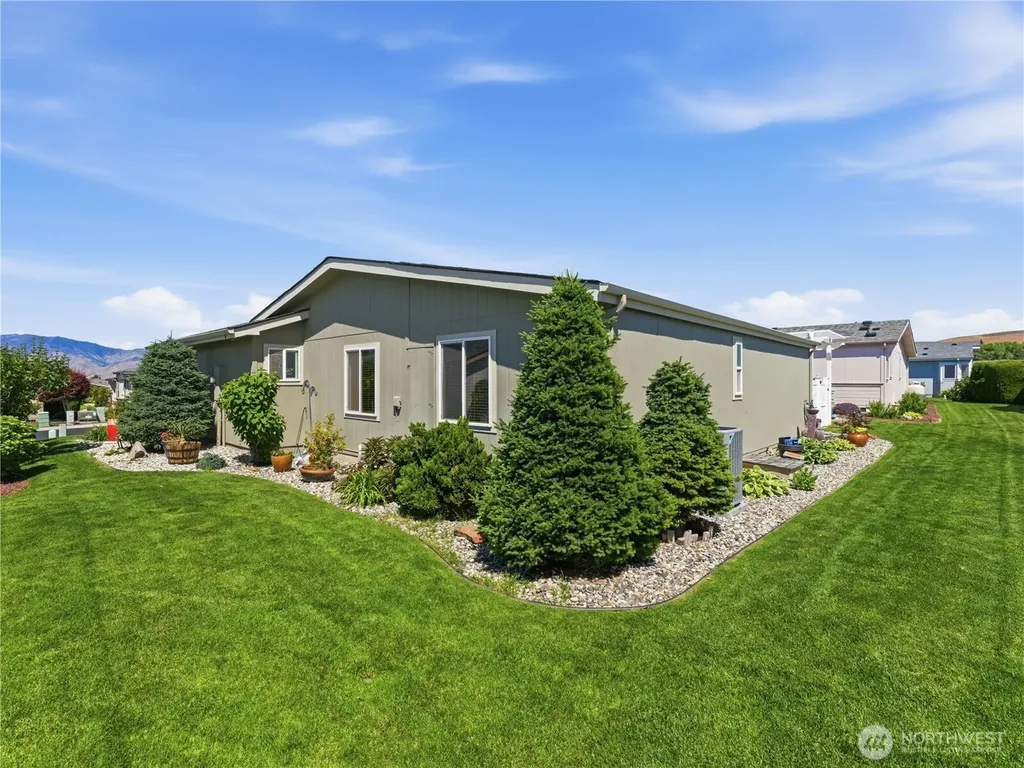 564 Sunday Drive East Wenatchee WA 98802