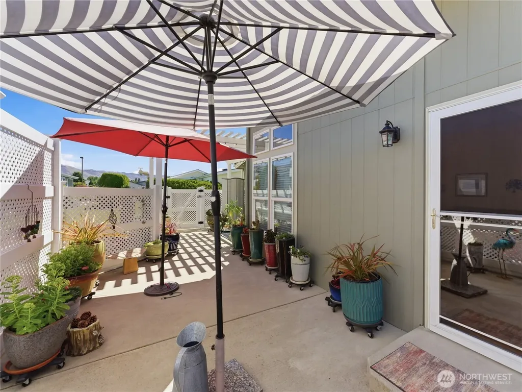 564 Sunday Drive East Wenatchee WA 98802