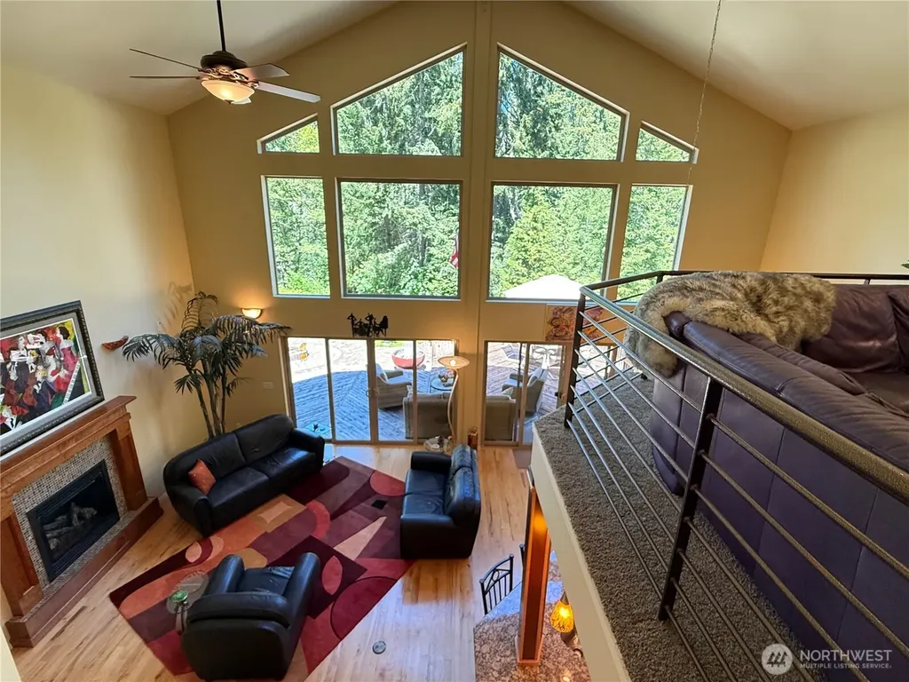 321 N Standstill Drive S Hoodsport WA 98548