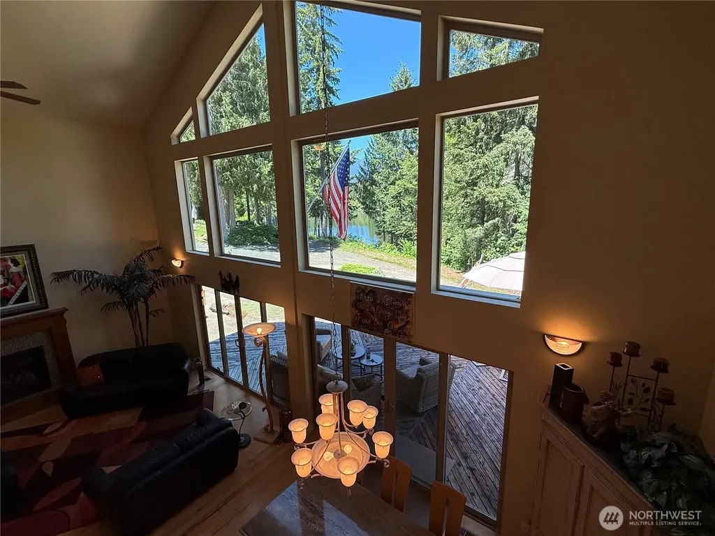 321 N Standstill Drive S Hoodsport WA 98548