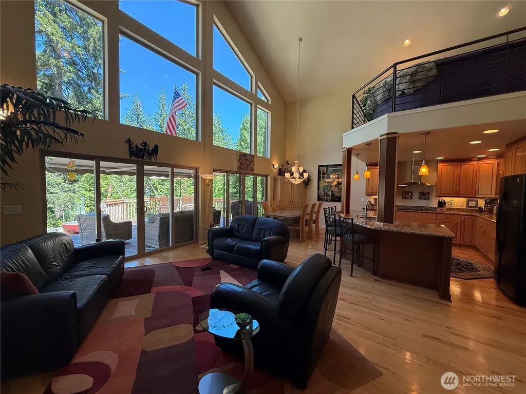 321 N Standstill Drive S Hoodsport WA 98548