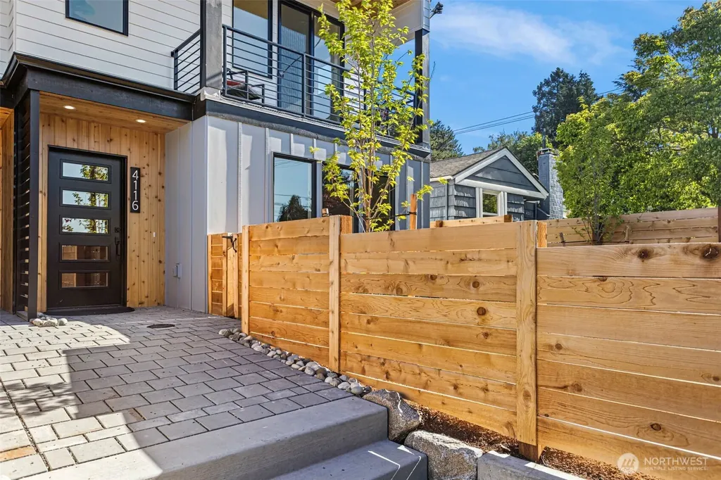 4116 NE 60th Street Seattle WA 98115
