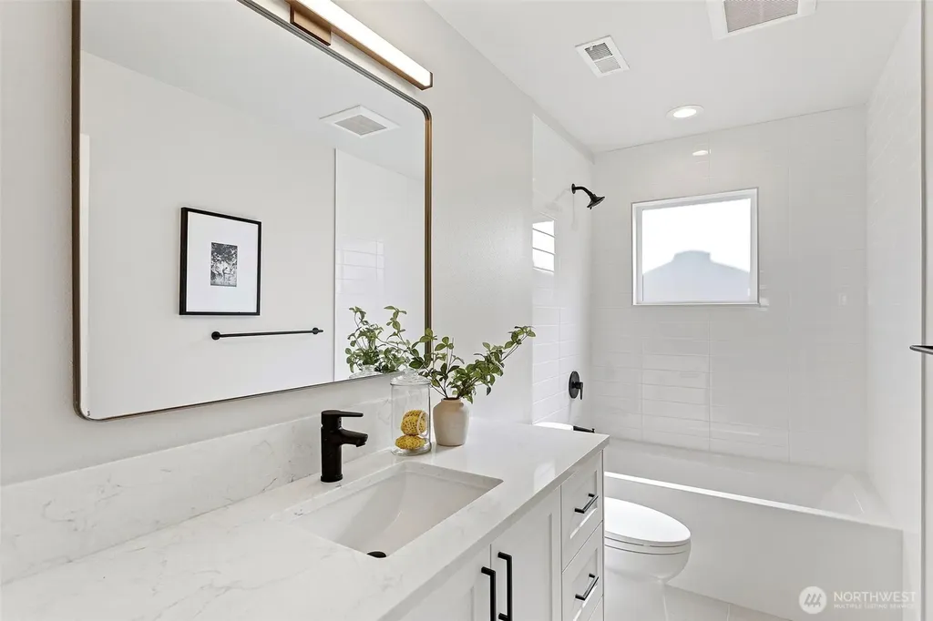 4116 NE 60th Street Seattle WA 98115