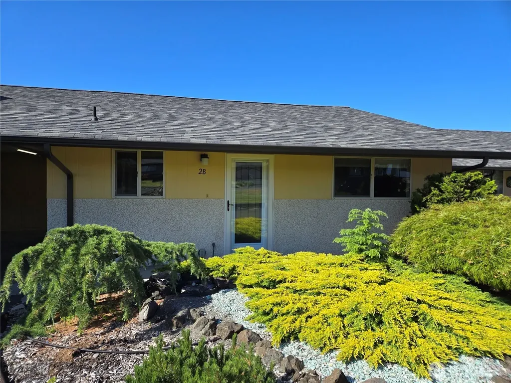 1301 S 3rd Avenue Sequim WA 98382