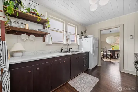 28 Main Street Methow WA 98834