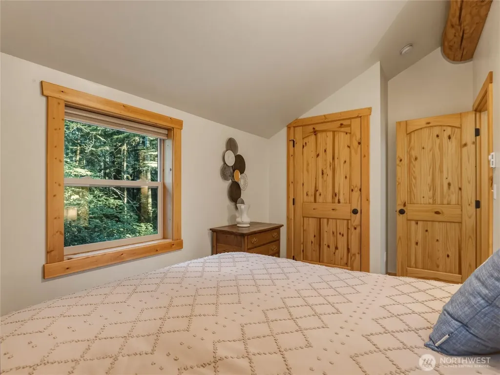 7482 Miller Way Deming WA 98244