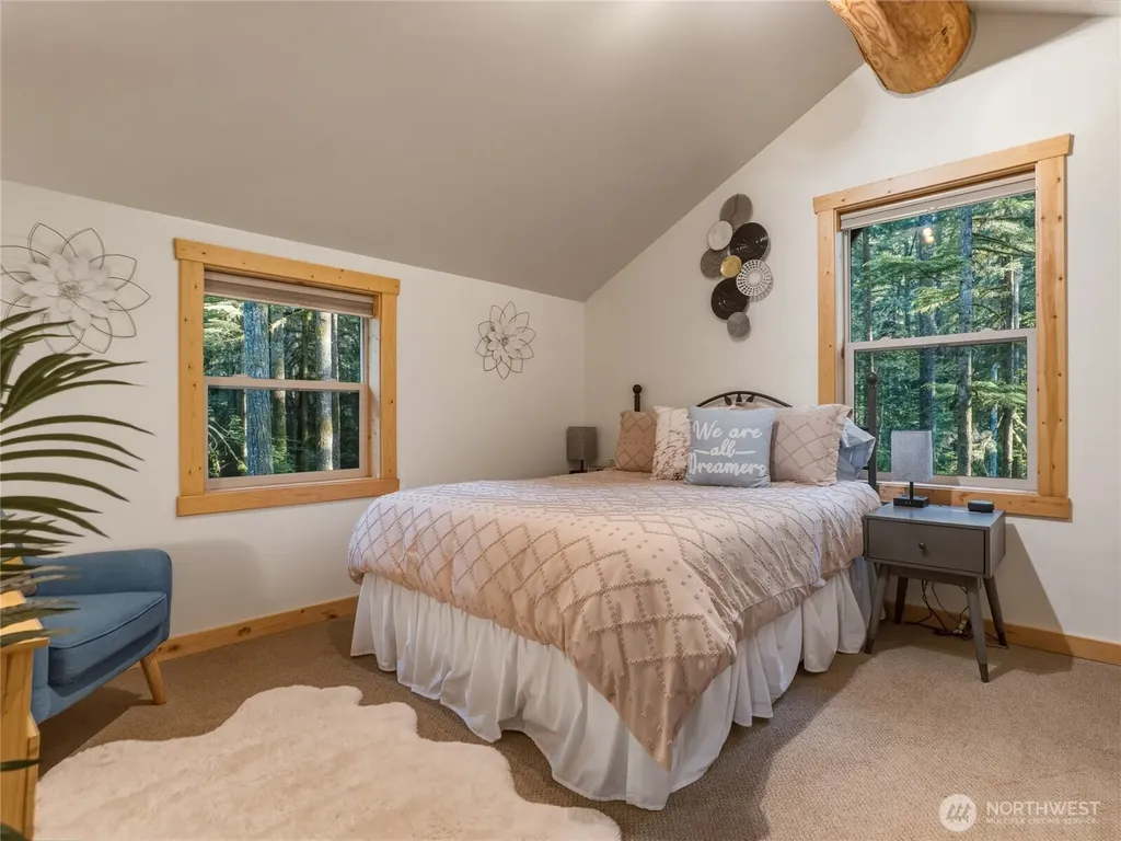 7482 Miller Way Deming WA 98244
