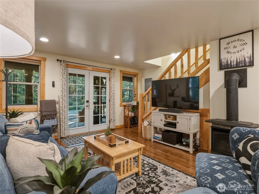 7482 Miller Way Deming WA 98244