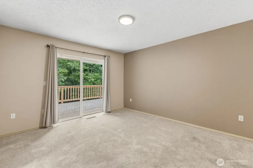 8 Ammons Lane Longview WA 98632