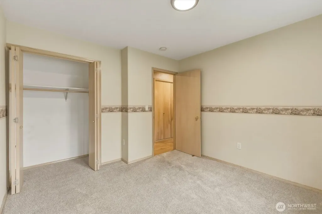 8 Ammons Lane Longview WA 98632
