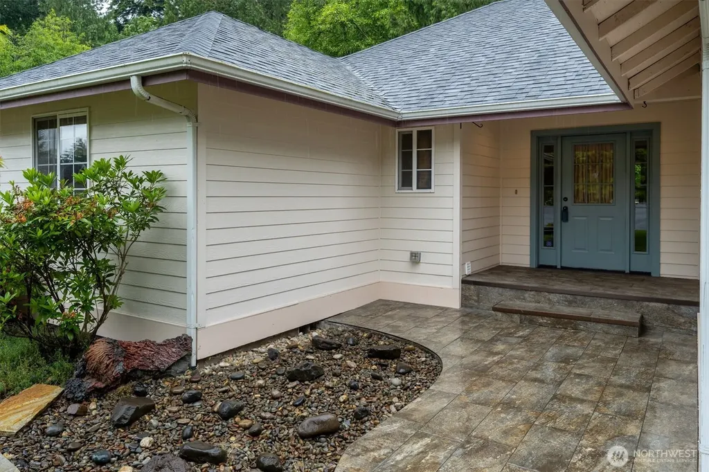 8 Ammons Lane Longview WA 98632