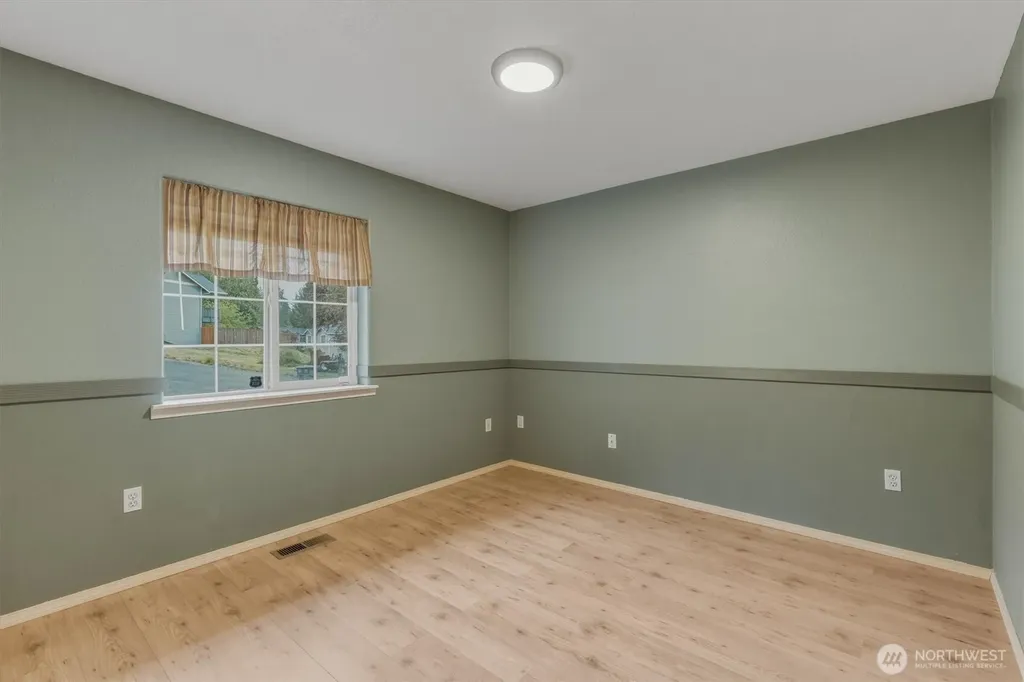 8 Ammons Lane Longview WA 98632