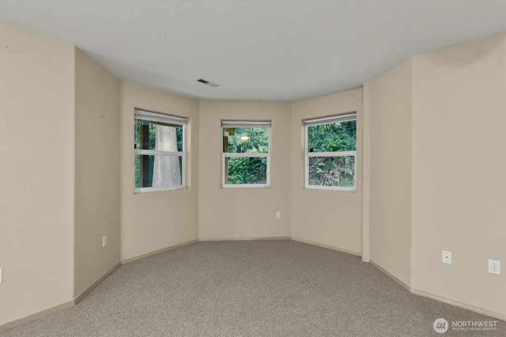 8 Ammons Lane Longview WA 98632