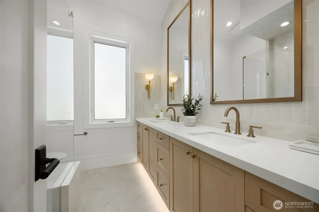 8632 Blue Grouse Way Blaine WA 98230