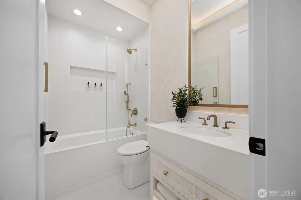 8632 Blue Grouse Way Blaine WA 98230