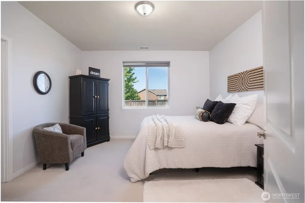 386 Grennan Lane N Enumclaw WA 98022