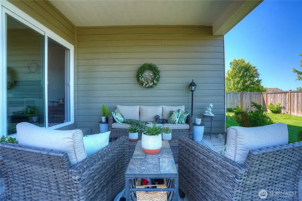 386 Grennan Lane N Enumclaw WA 98022