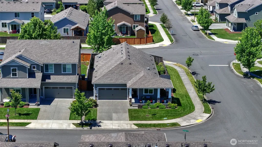 386 Grennan Lane N Enumclaw WA 98022