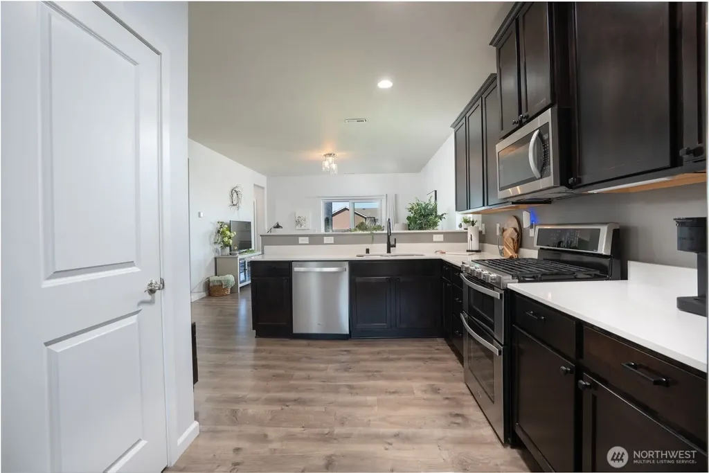 386 Grennan Lane N Enumclaw WA 98022