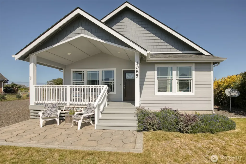 1085 Fairwood Drive SW Ocean Shores WA 98569