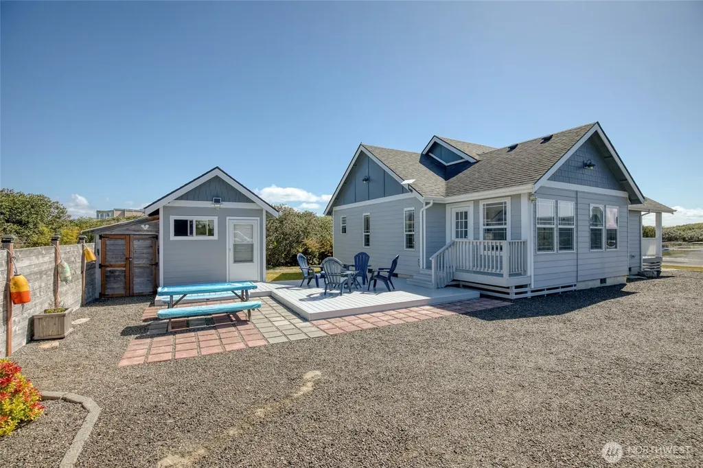 1085 Fairwood Drive SW Ocean Shores WA 98569