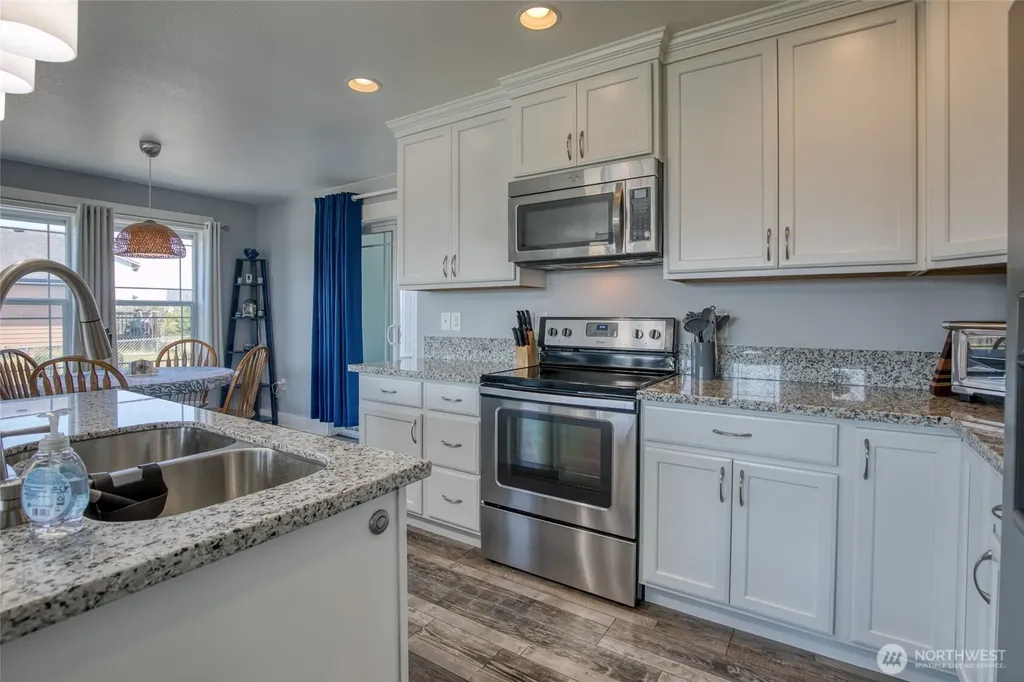 1085 Fairwood Drive SW Ocean Shores WA 98569