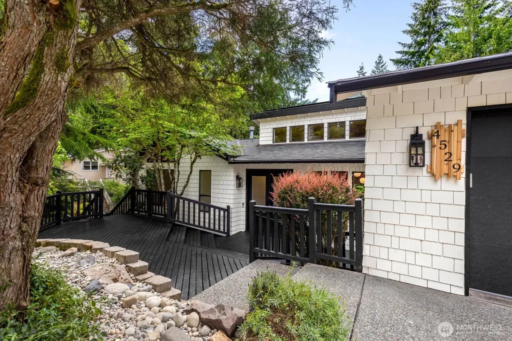 4529 153rd Ave SE Bellevue WA 98006