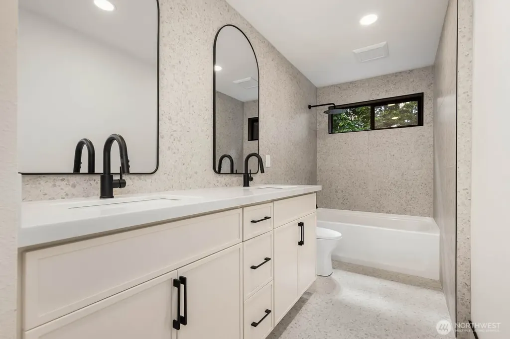 4529 153rd Ave SE Bellevue WA 98006