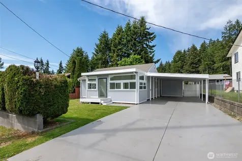 2217 E 64th Street Tacoma WA 98404