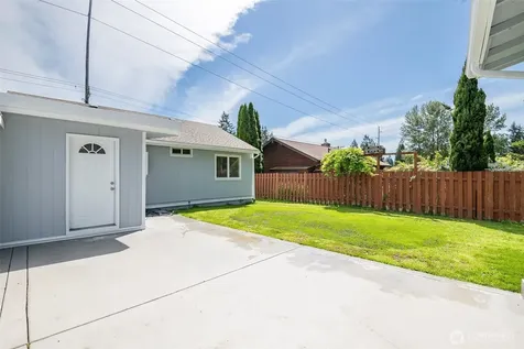 2217 E 64th Street Tacoma WA 98404