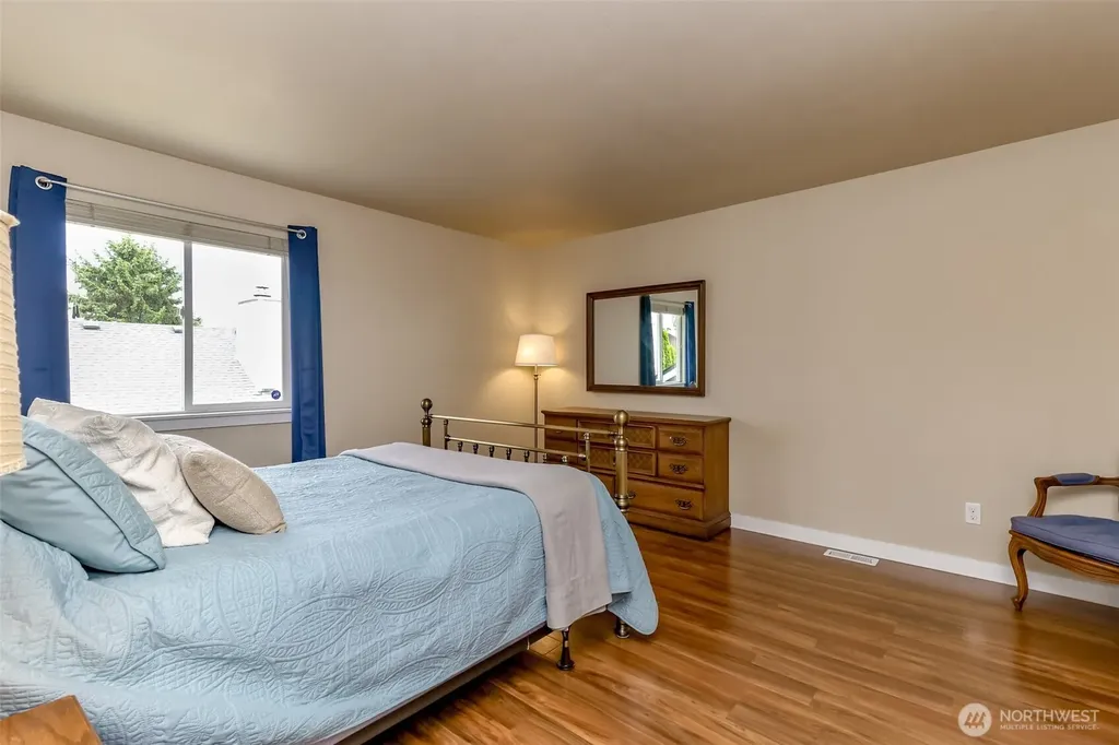 3109 L Street NE Auburn WA 98002